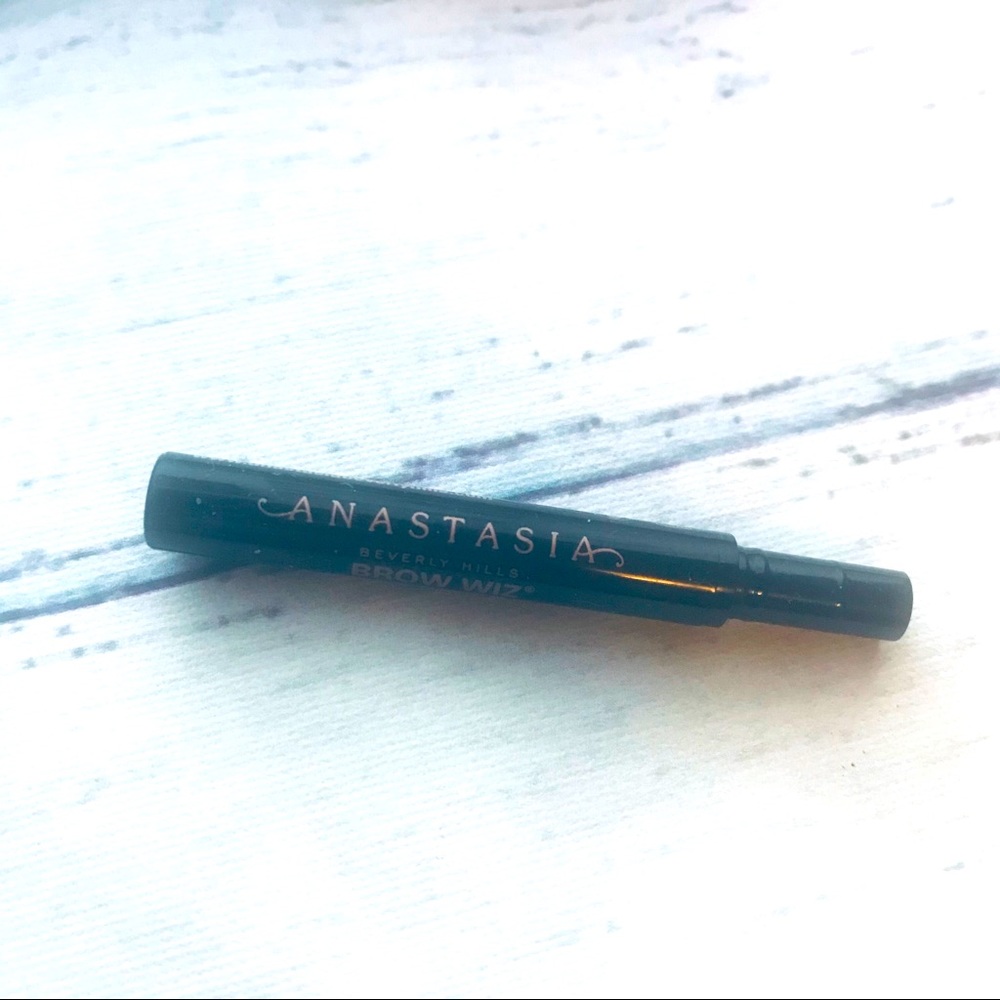 Anastasia Beverly Hills Brow Wiz